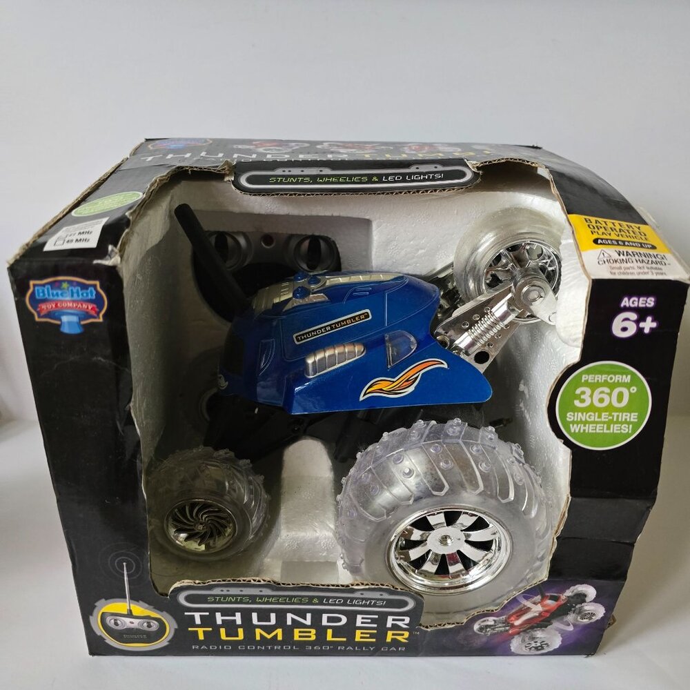 Thunder Tumbler Radio Control 360° Rally Car 2012 Multi-Directional LED Lights &